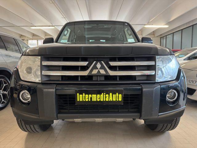 MITSUBISHI Pajero 3.2 DI-D 16V aut. 7p. Instyle UniProp.