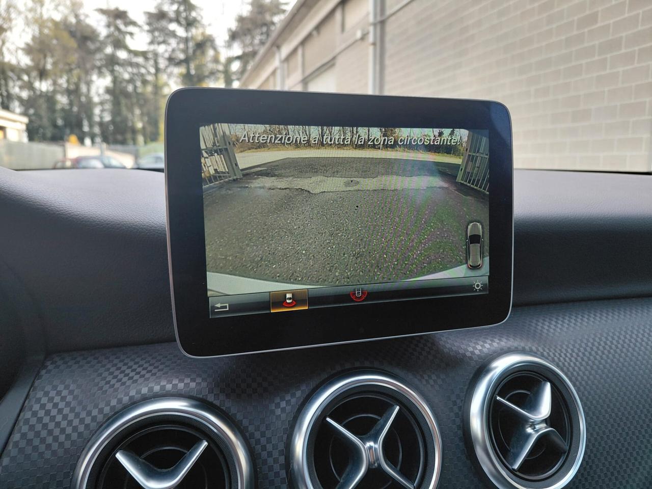 Mercedes-Benz A 180 1.6 Premium UNICO PROP.