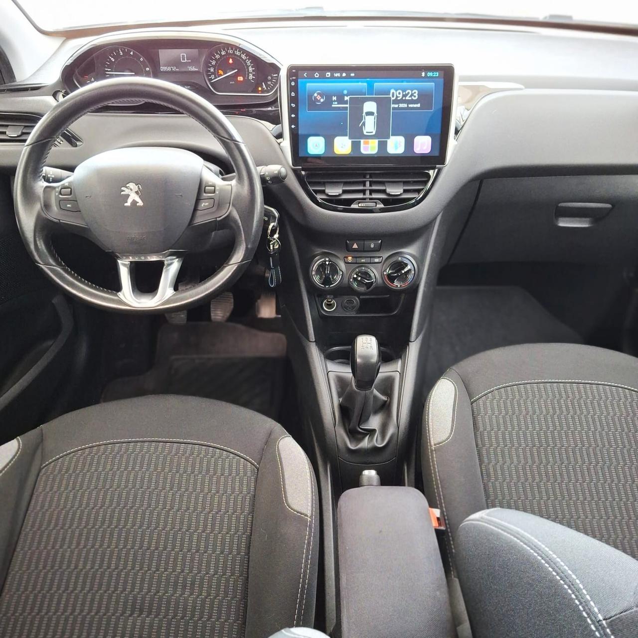 Peugeot 208 PureTech 82 5 porte Allure