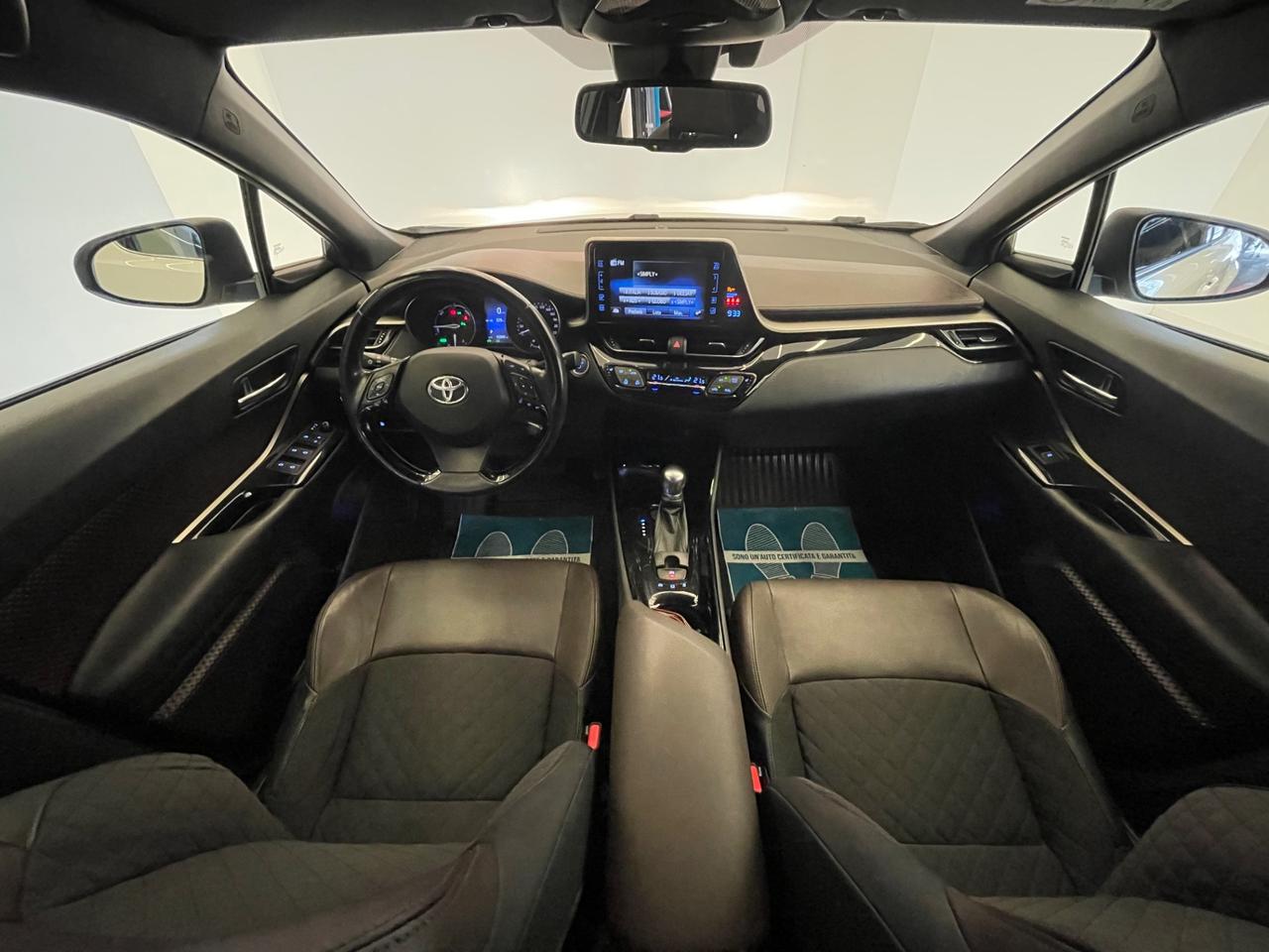 Toyota C-HR 1.8 Hybrid E-CVT Lounge