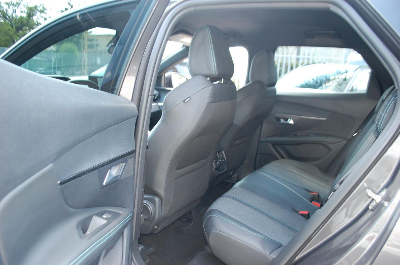 Peugeot 3008 1.5 bluehdi 131CV Allure Pack Uff Italy Led Navi USB