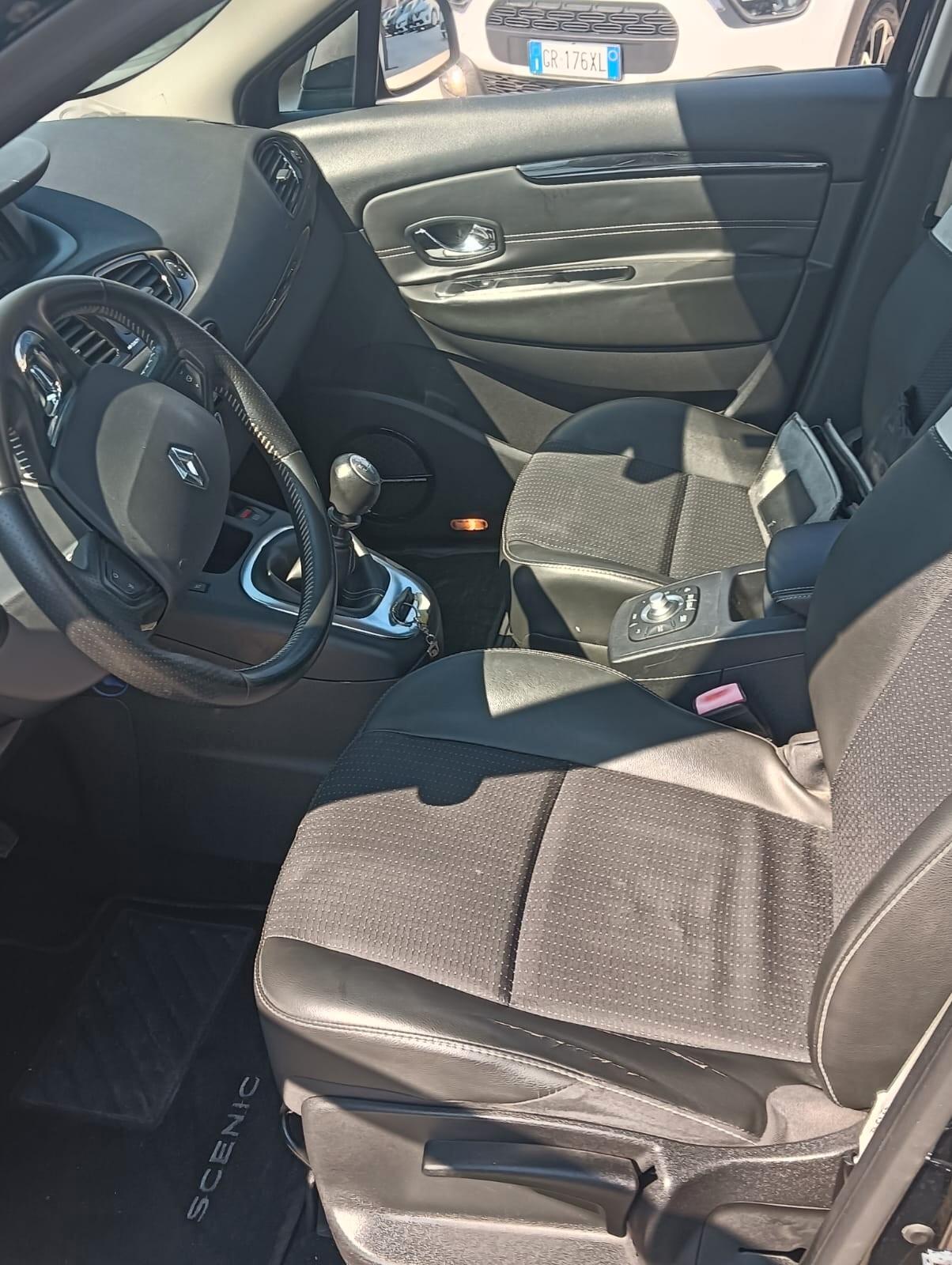 Renault Scenic Scénic XMod 1.6 dCi 130CV Start&Stop Energy