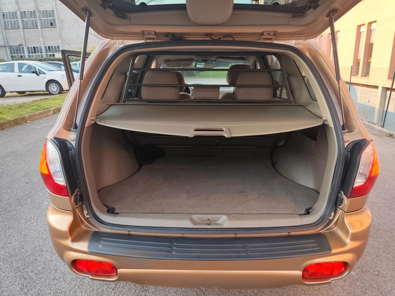 Hyundai Santa Fe 2.4i 4WD GL Plus