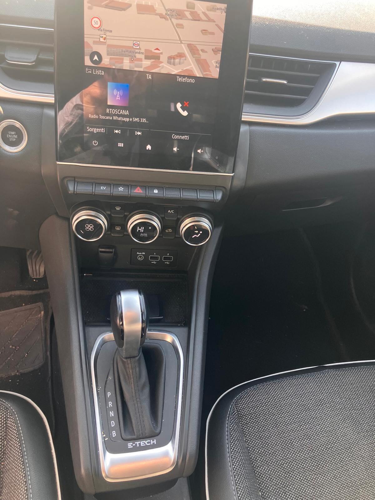 RENAULT CAPTUR 1.6 Hybrid 145cv Techno Fast Track