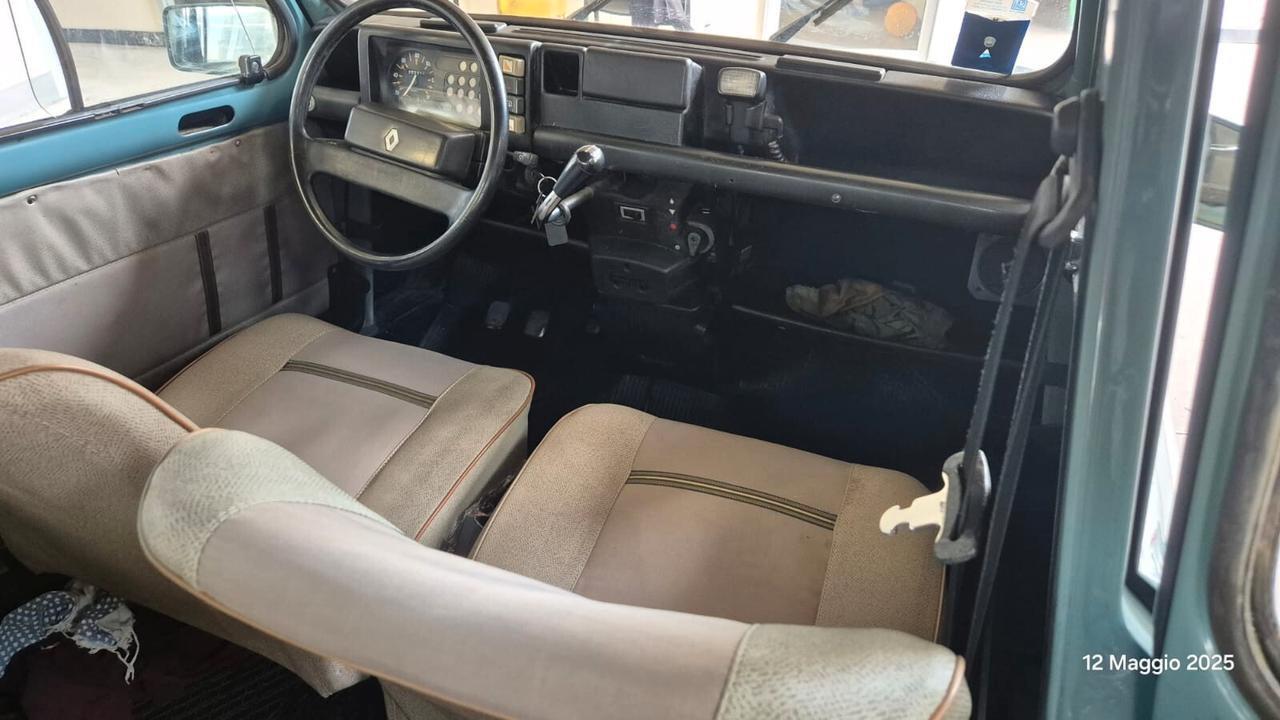 Renault R 4 RENAULT 4