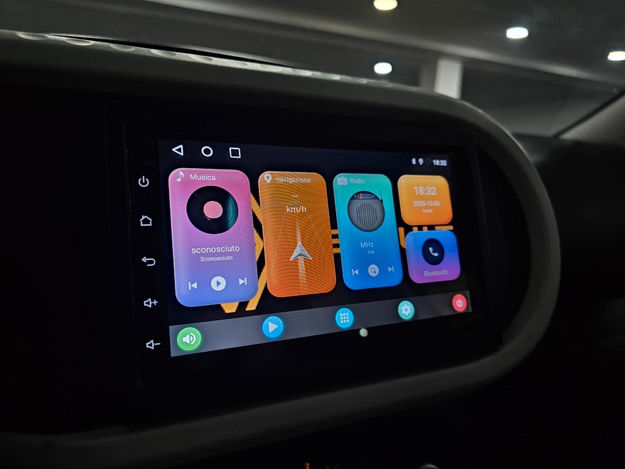 NUOVA RENAULT TWINGO INTENS ENERGY SCe 1.0 BENZ 65CV