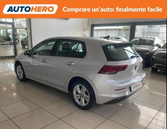 VOLKSWAGEN Golf 1.0 eTSI EVO DSG Life