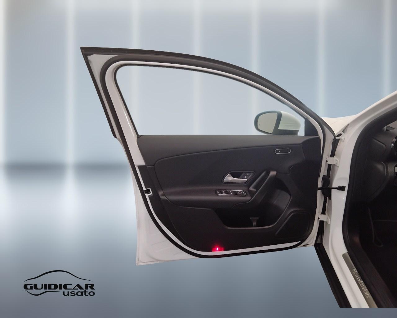 Mercedes-Benz Classe A - W177 2023 - A 180 d Advanced auto