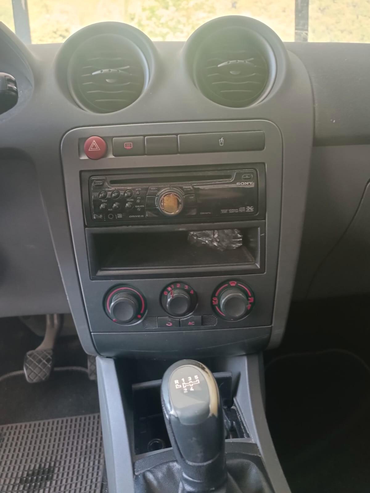 Seat Ibiza 1.4 16V 85CV 5p. Stylance OK NEOPATENTATI