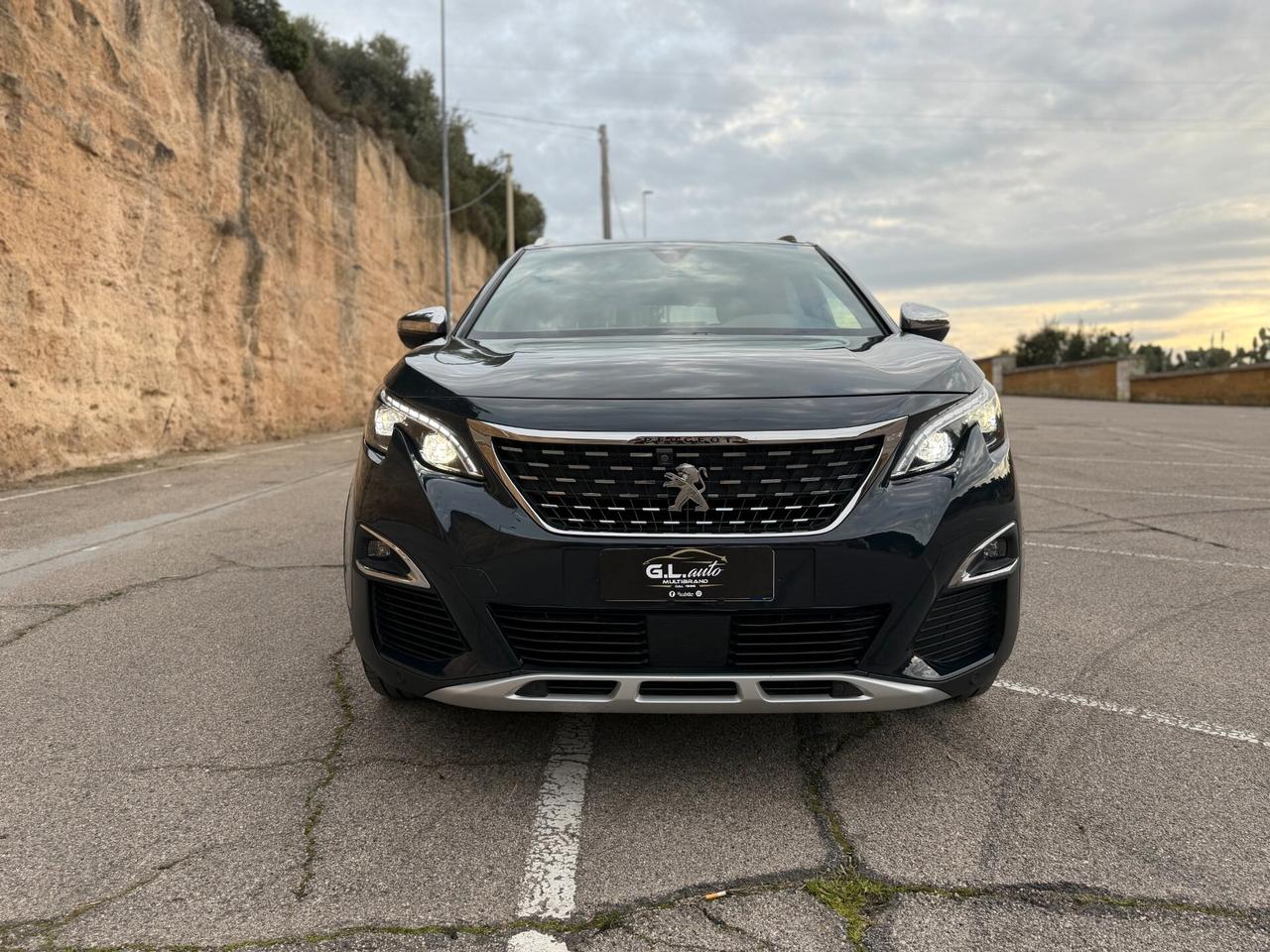 Peugeot 3008 GT-LINE/2.0 EAT8 177CV/GANCIO/PELLE/18"