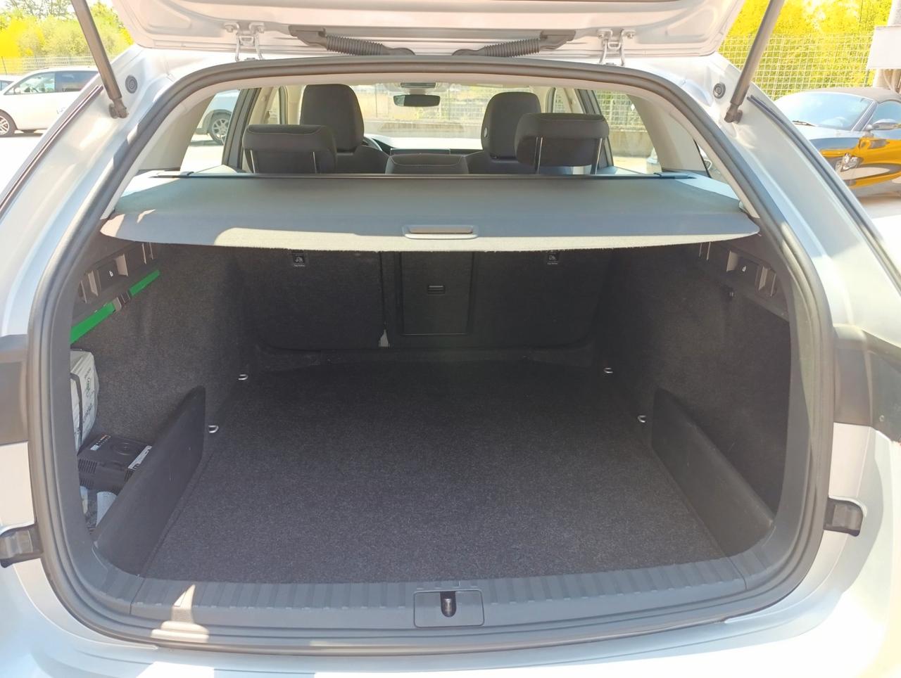 Skoda Octavia Wagon 2.0 tdi evo Ambition 115cv dsg