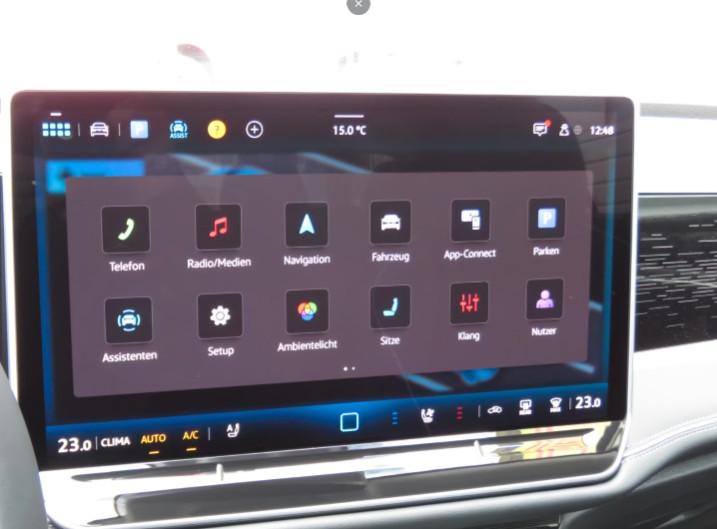 Volkswagen Passat Variant ELEGANCE 1.5 ETSI 110KW