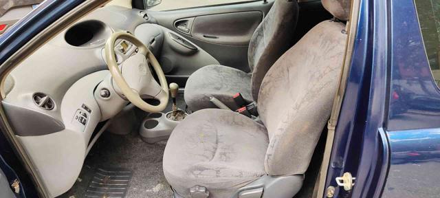 TOYOTA Yaris 1.0i 16V cat 3 porte Sol