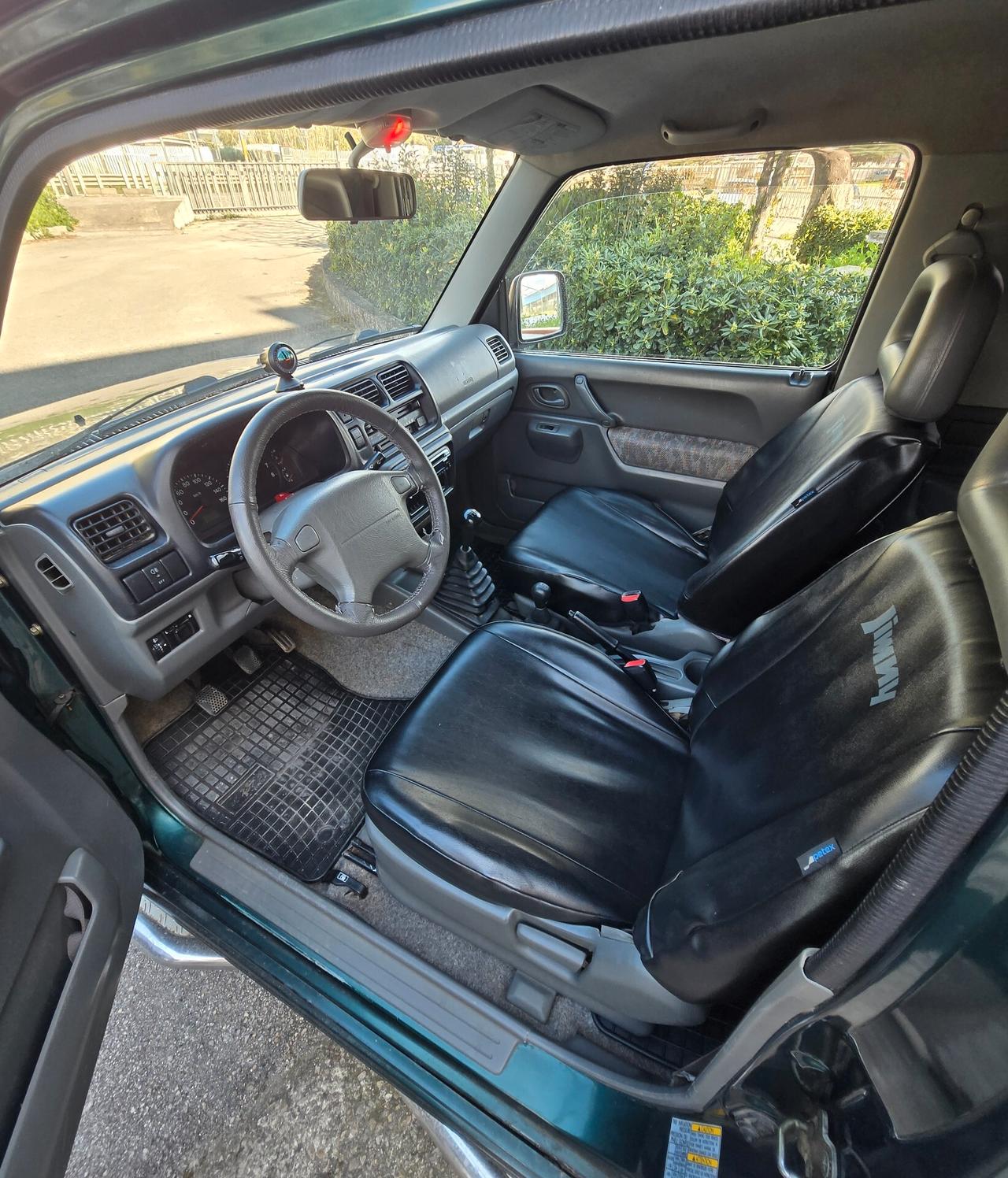 Suzuki Jimny 1.3i 16V cat 4WD JLX