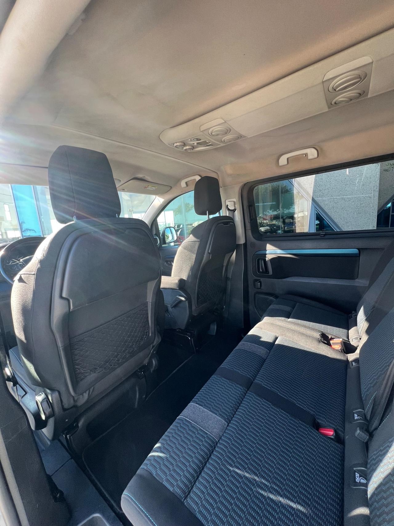 Peugeot Traveller BlueHDi 180 S&S EAT8 Standard Active possibilità noleggio no scoring