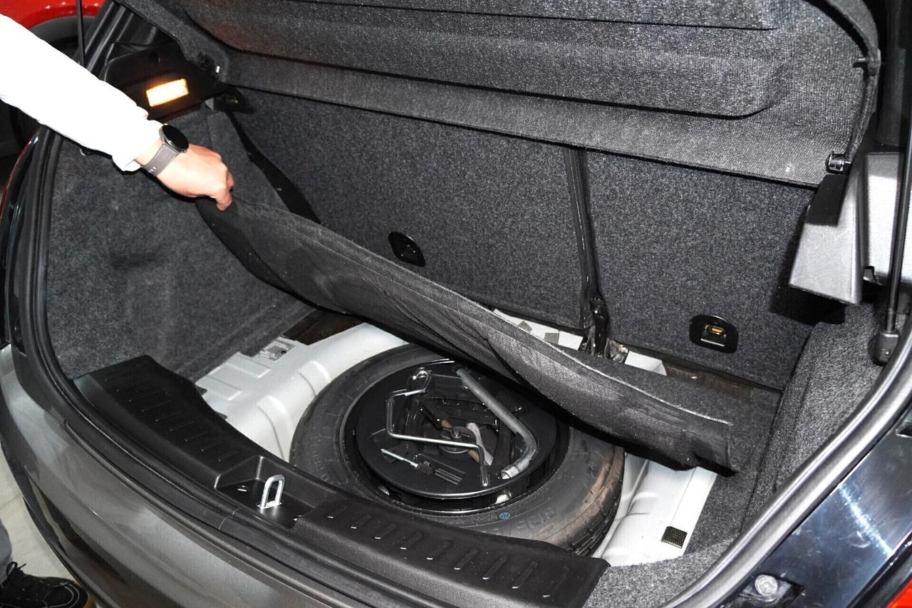 Lancia Ypsilon 1.0 HYBRID 70cv GOLD - 5° POSTO