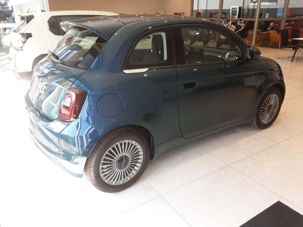Fiat 500 Berlina Hybrid Torino