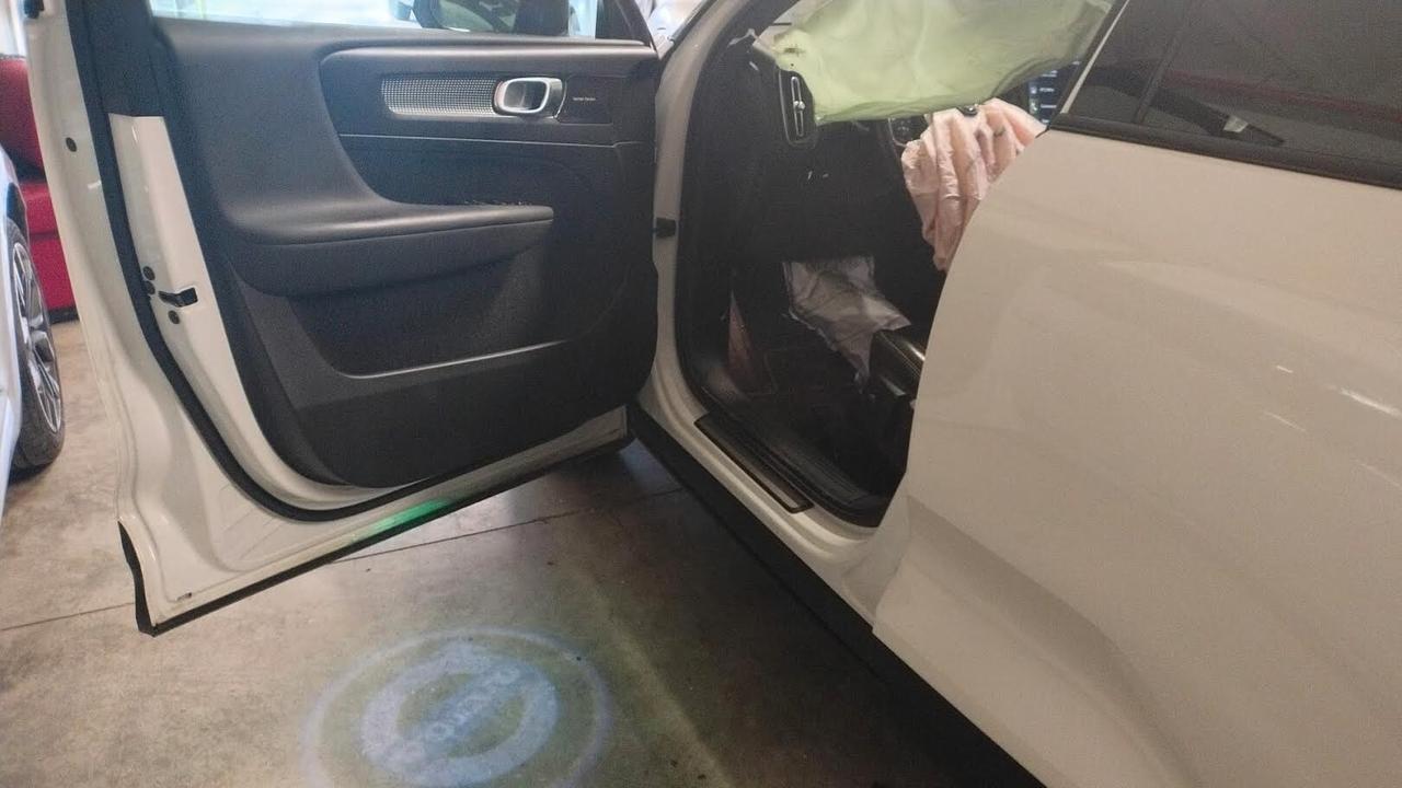 Volvo XC40 D4 AWD Geartronic R-design