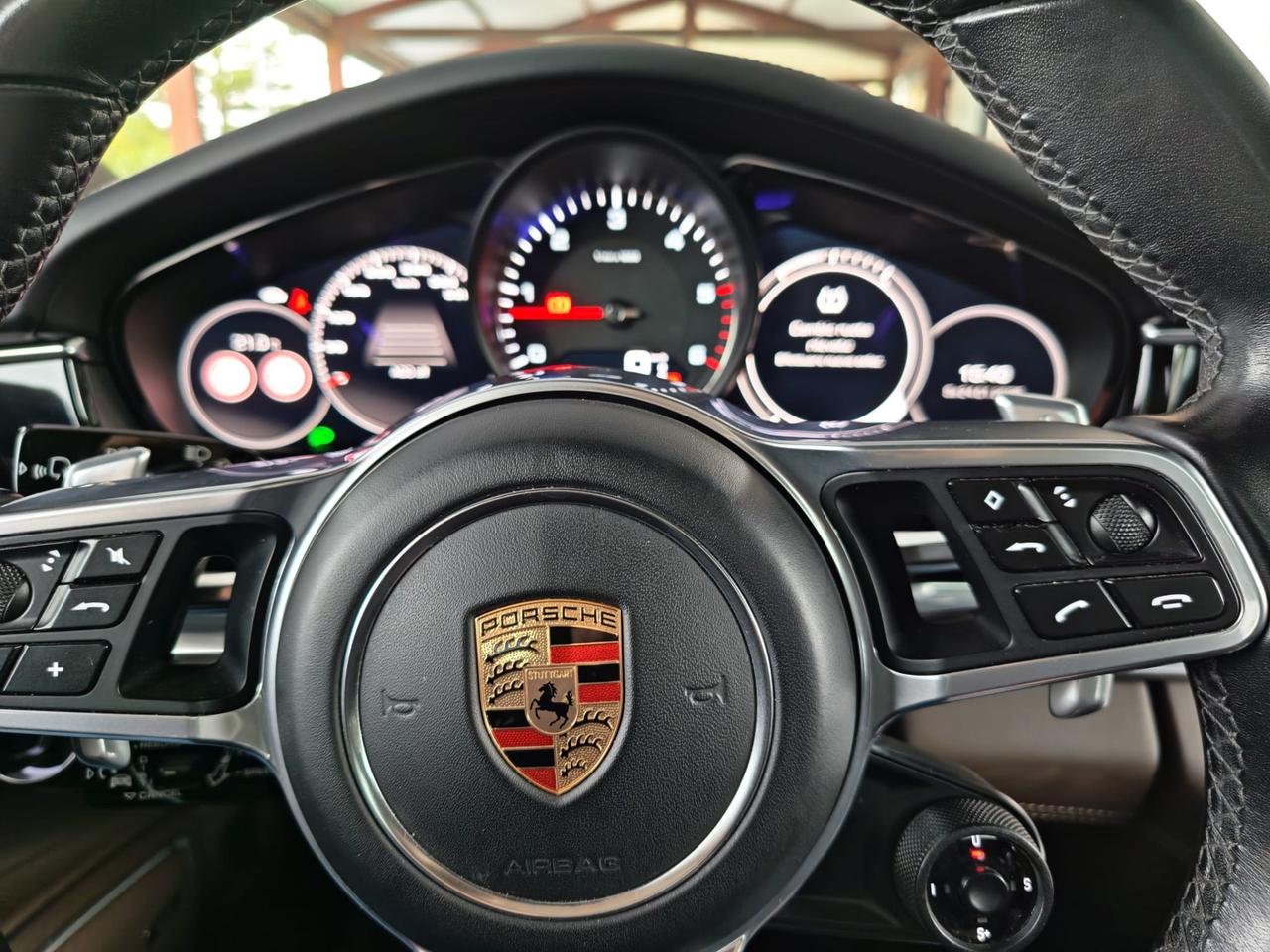 Porsche Panamera 4.0 4S Diesel