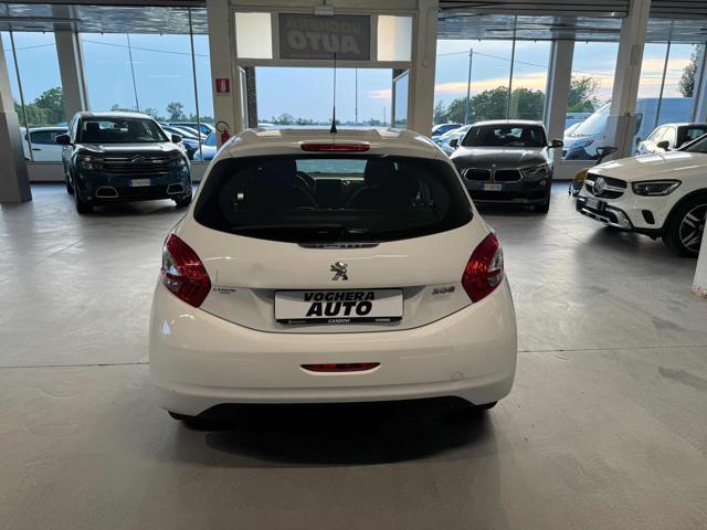 PEUGEOT 208 1.4 HDi 68 CV 5 porte Mix