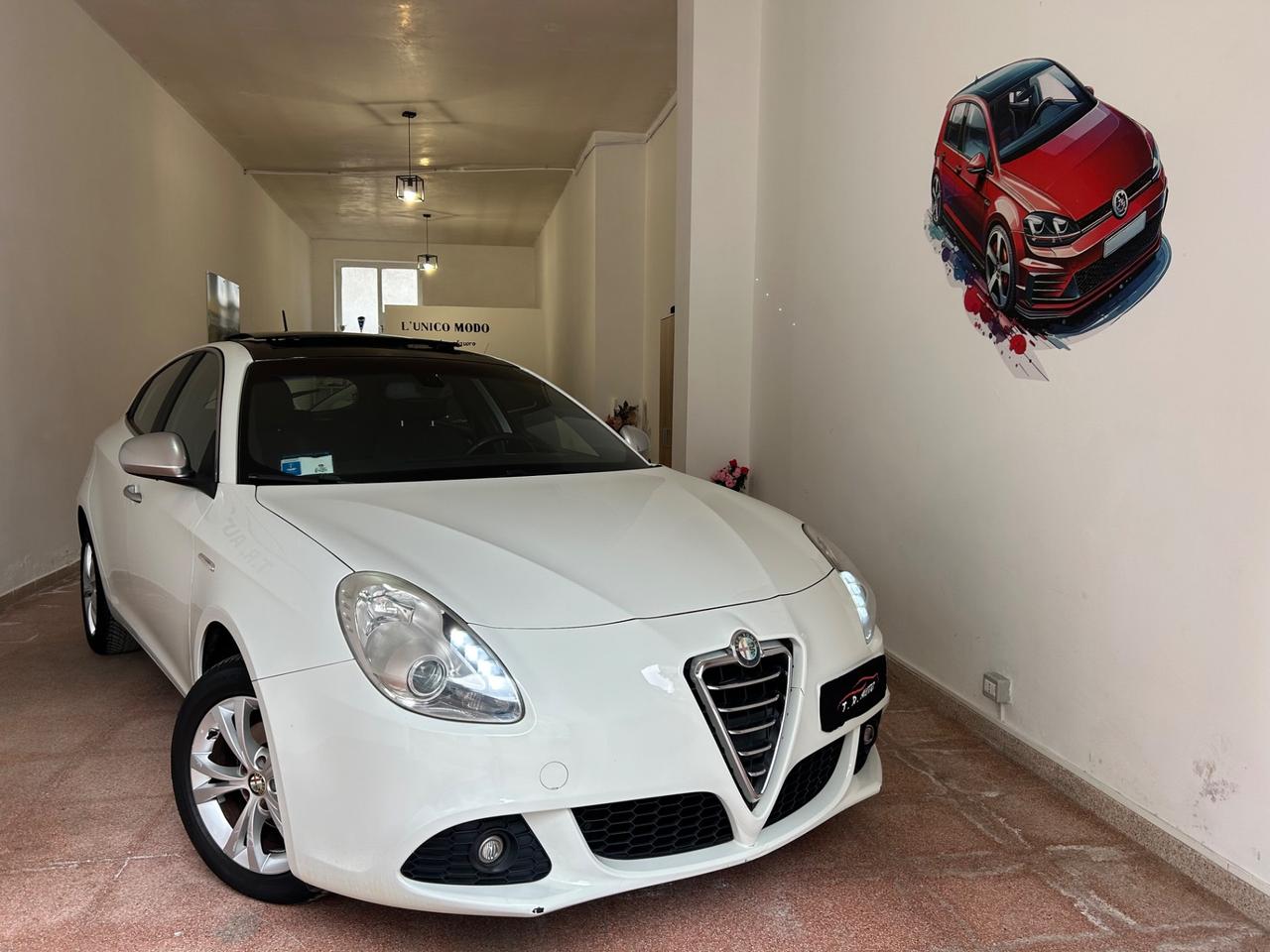 Alfa Romeo Giulietta 1.6 JTDm-2 105 CV Tetto Apribile UNICO PROPRIETARIO