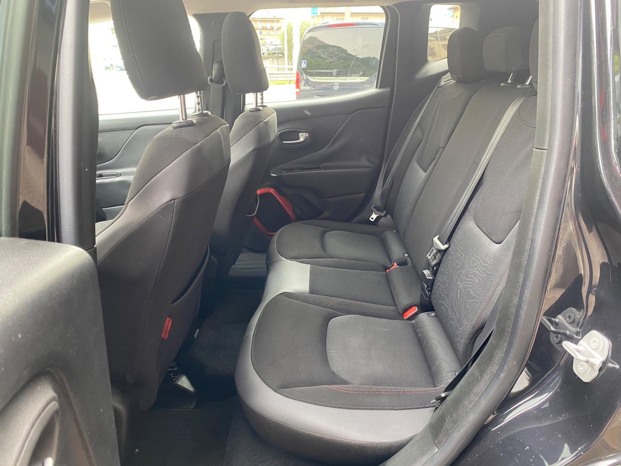 Jeep Renegade 2.0 Mjt 170CV 4WD Active Drive Low Trailhawk