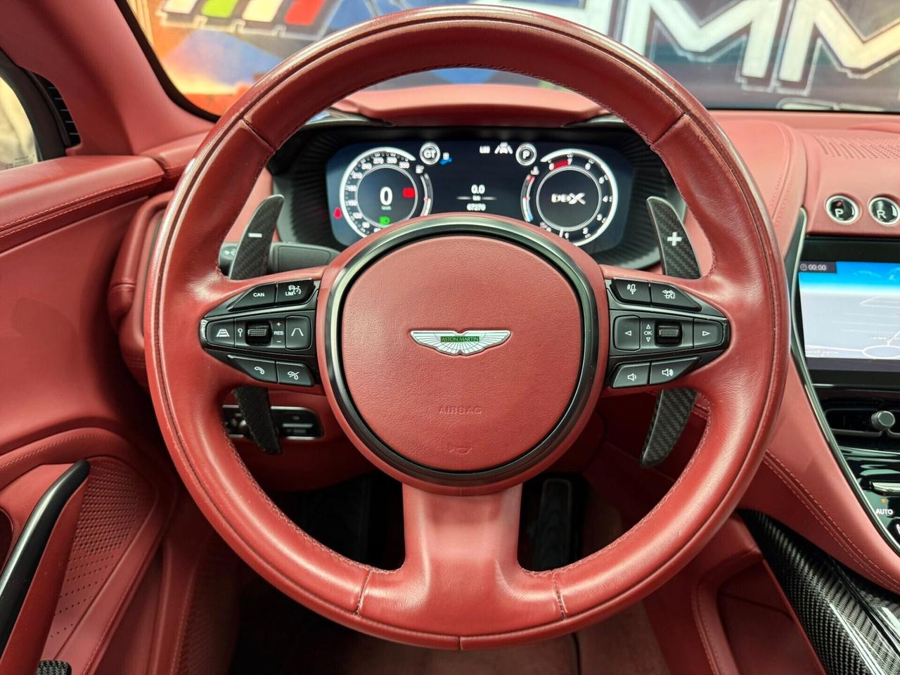 Aston Martin DBX 707 (143)