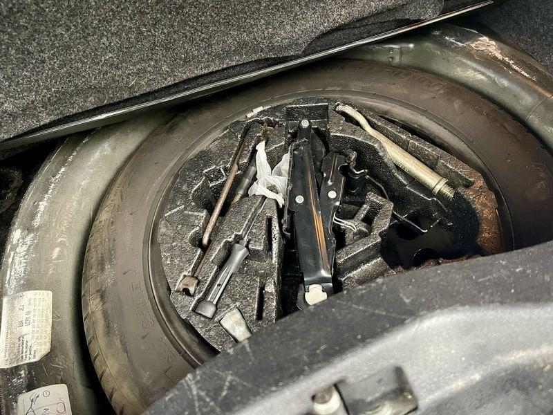 Volkswagen New Beetle Cabrio 1.9 tdi 105cv