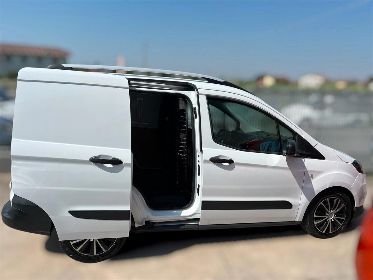 Ford Tourneo Courier 1.5 TDCI 75 CV Plus / OK NEOPATENTATI