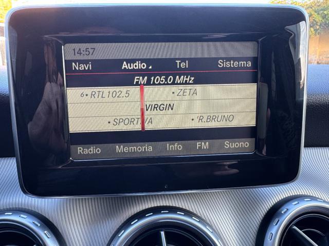 MERCEDES-BENZ GLA 200 CDI Automatic Premium