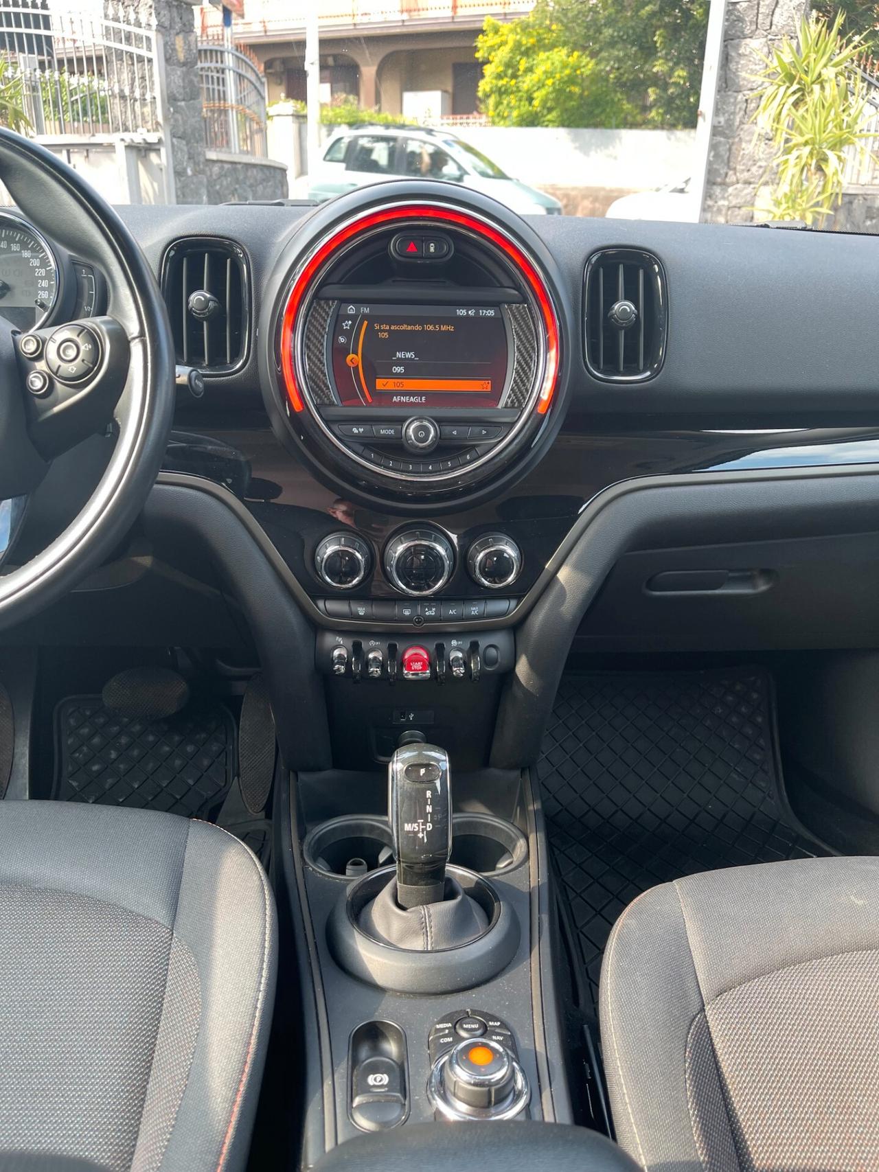 Mini Cooper D Countryman 2.0 150cv