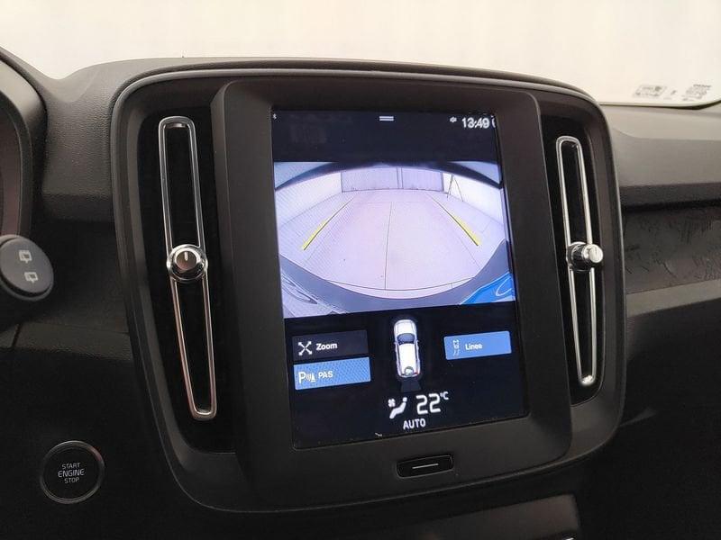 Volvo XC40 XC40 T2 Momentum - OK PER NEOPATENTATI !