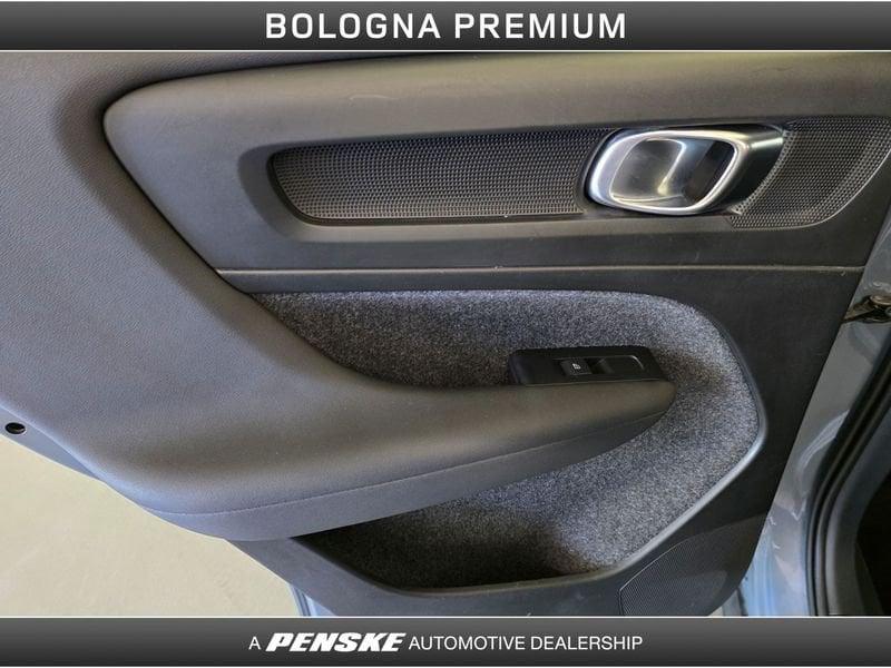Volvo XC40 XC40 T3 Geartronic Momentum Pro