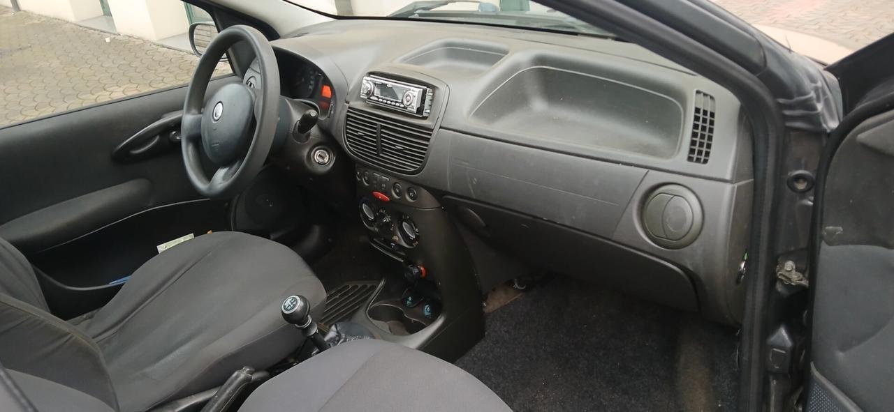Fiat Punto 1.2 5 porte neopatentati