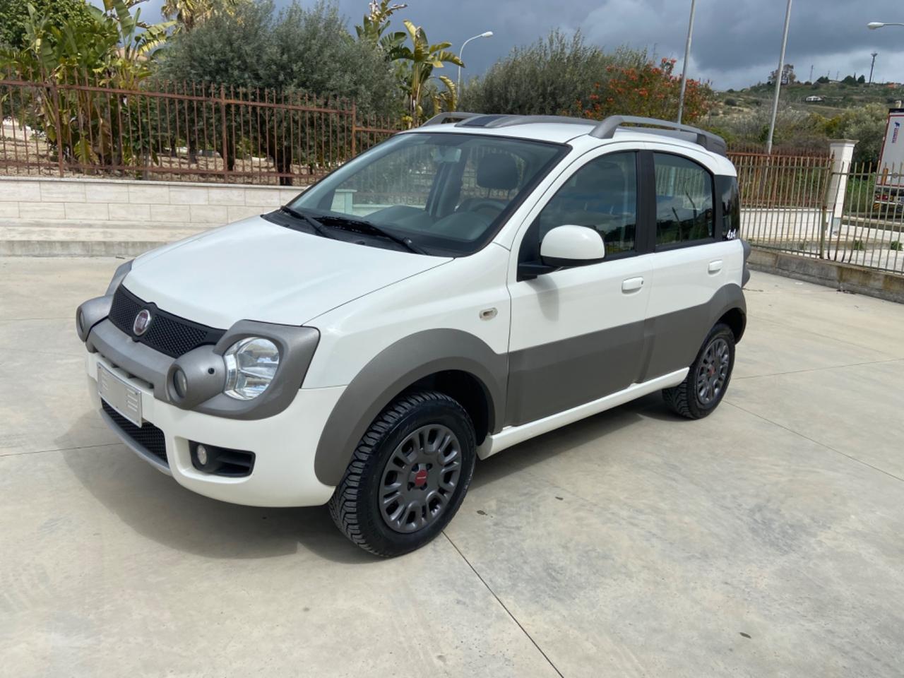 Fiat Panda 4x4 cross 1.3 MTJ 75cv 2012