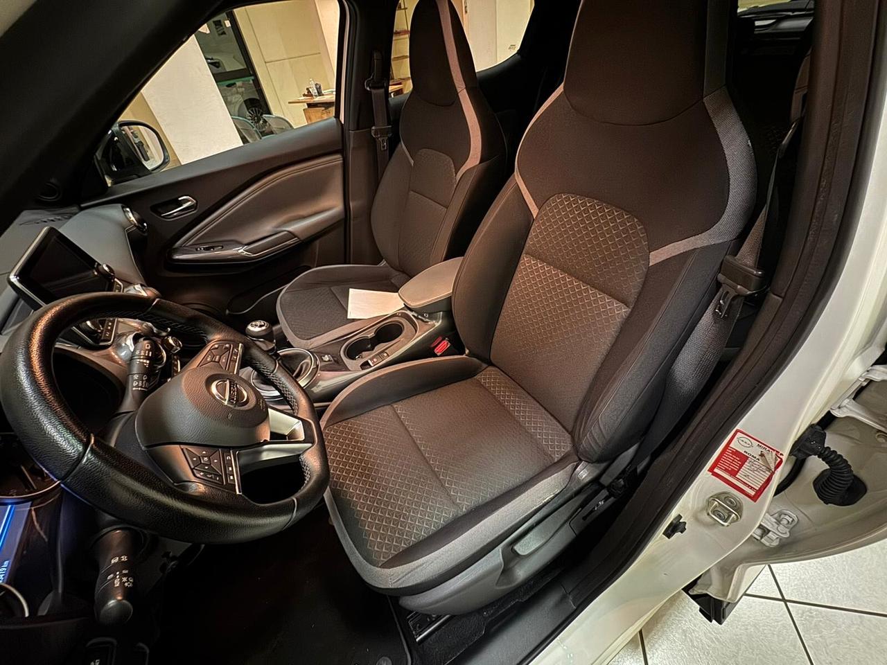 Nissan Juke 1.0 DIG-T 114 CV N-Connecta