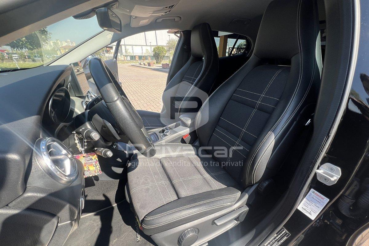 MERCEDES GLA 200 d Sport