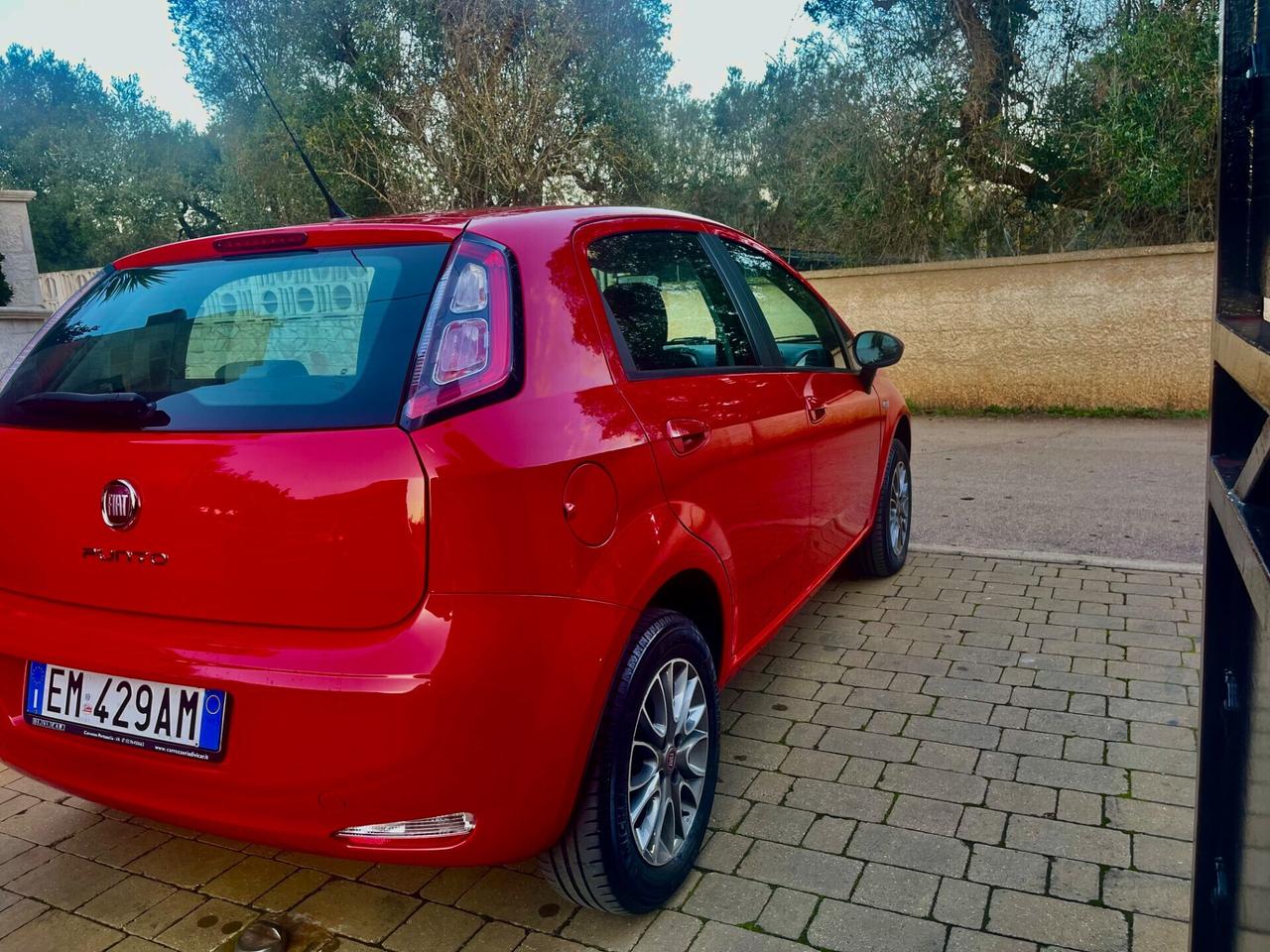 FIAT PUNTO NEW 1.4 METANO NEOPATENTATI NUOVAA