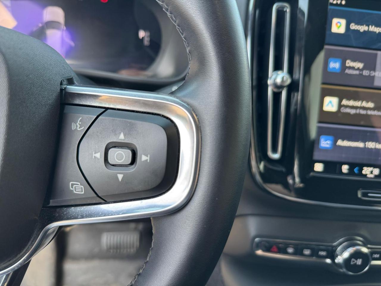 Volvo XC40 Plus Recharge #5938