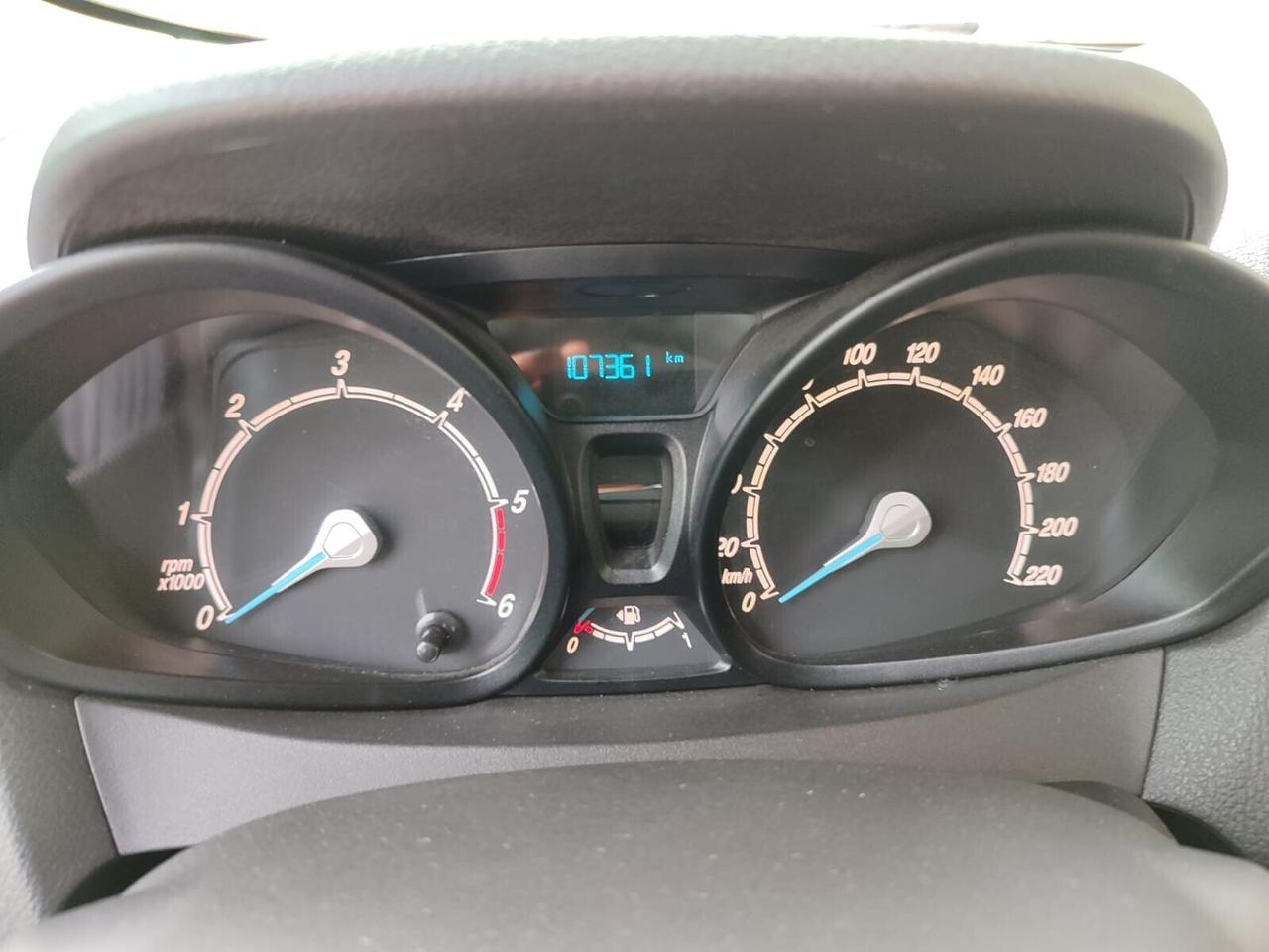 Ford Tourneo Courier 1.5 tdci 75CV VETTURA NUOVO!!