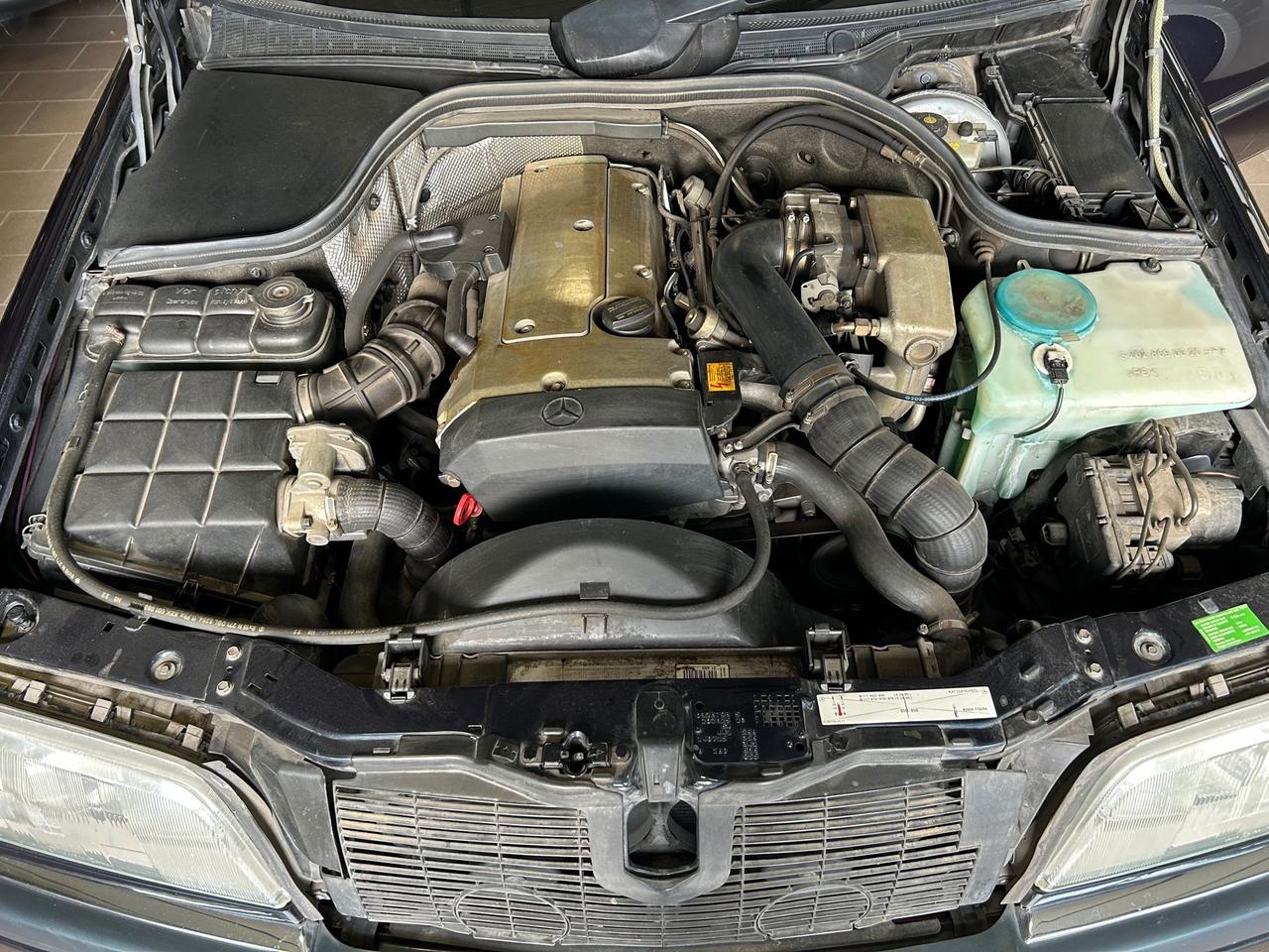 Mercedes-Benz C 200 Kompressor Elegance