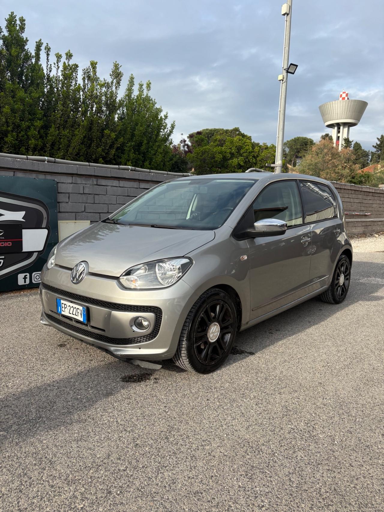 Volkswagen up! 1.0 75 CV 5p. high