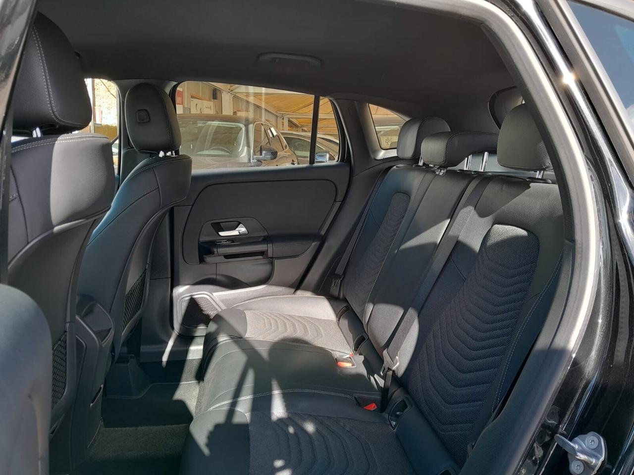 Mercedes-benz GLA 180 d Automatic Sport