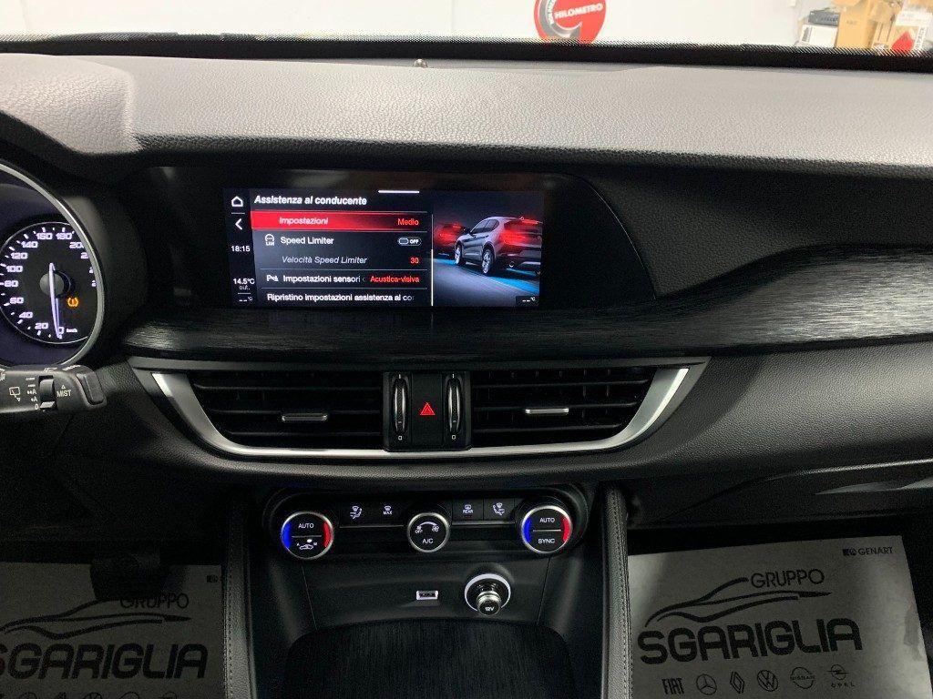 Alfa Romeo Stelvio 2.2 Diesel AT8 Sport-Tech Automatico