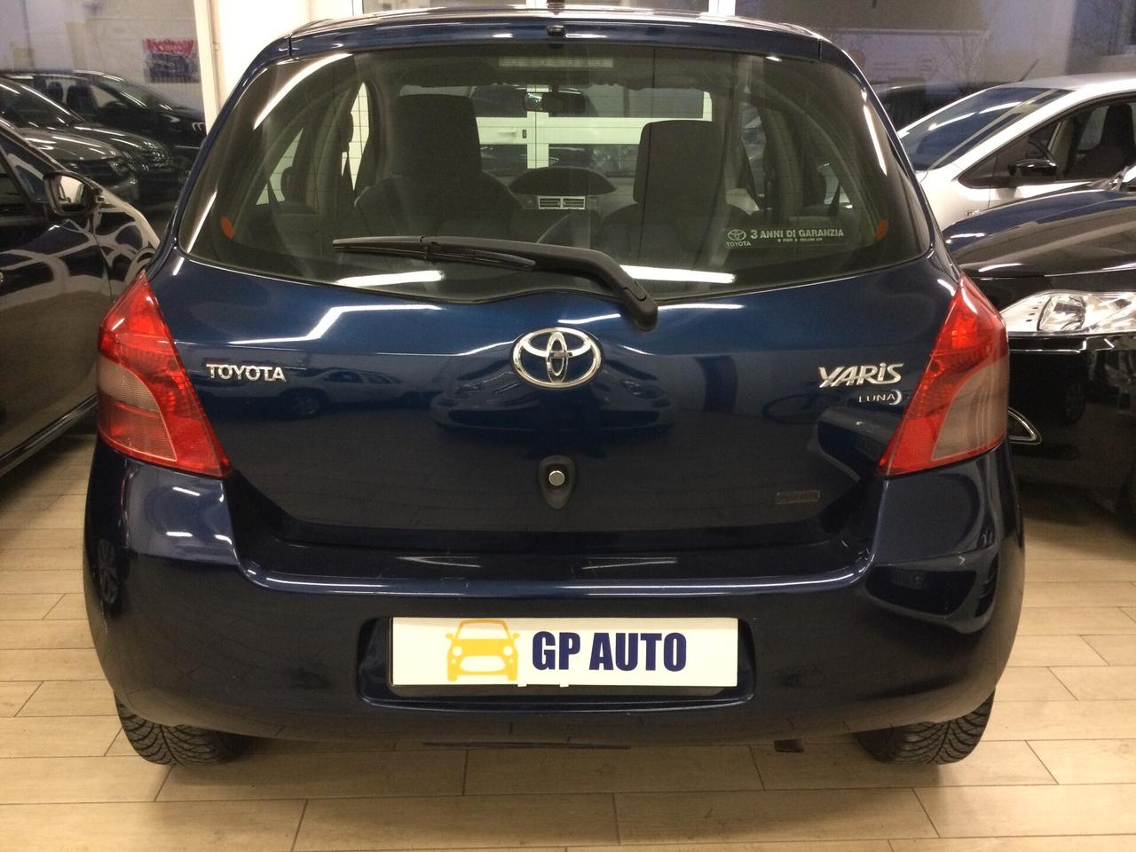 Toyota Yaris 1.3 5 porte Luna