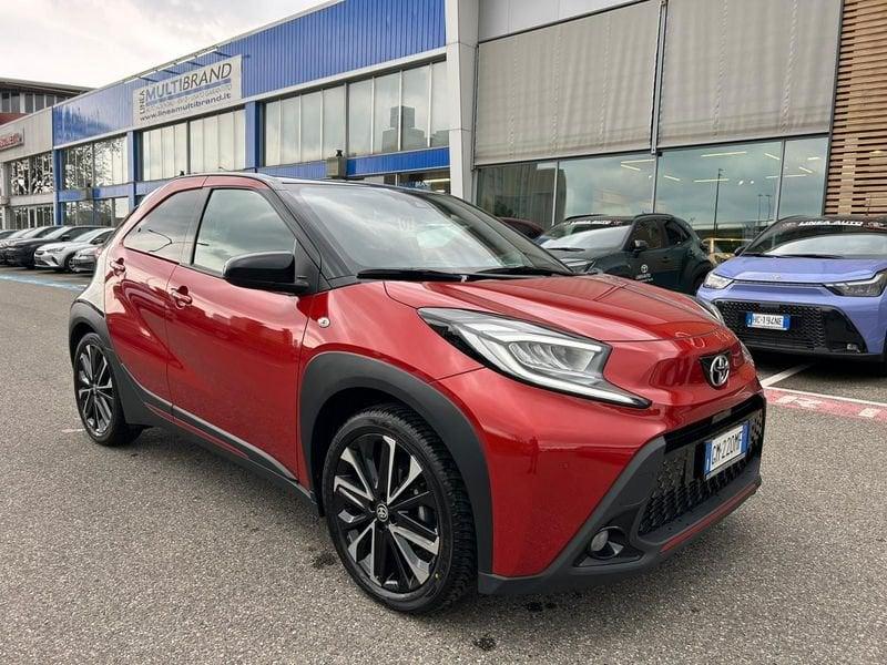 Toyota Aygo X 1.0B (72 CV) Lounge S-CVT