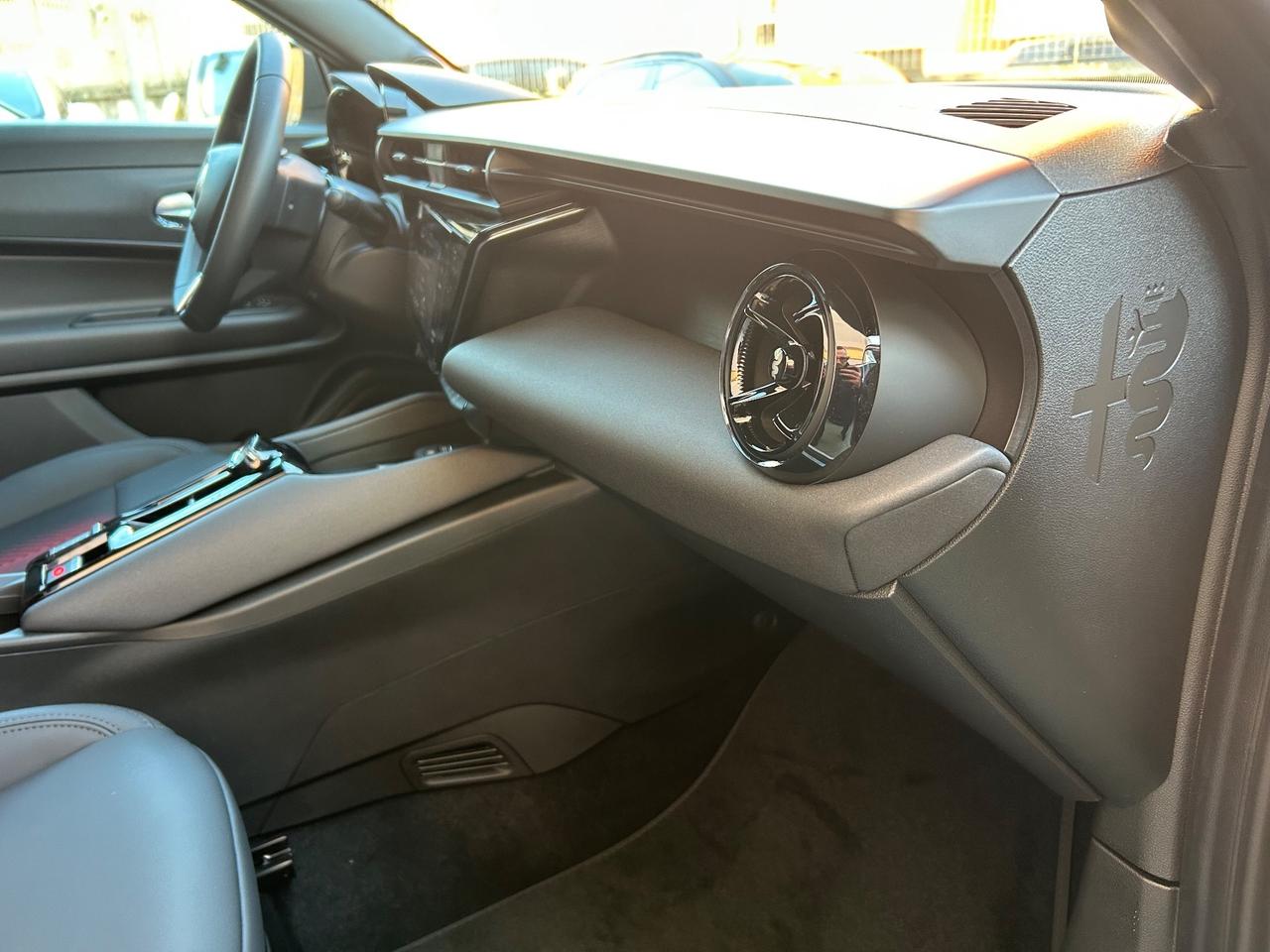 Alfa Romeo Junior 1.2 145 CV Hybrid eDCT6 Ti