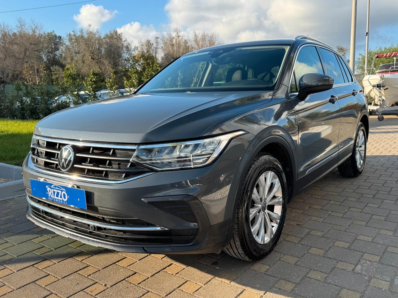 VOLKSWAGEN TIGUAN 2.0 TDI 150 CV DSG LIFE FULL LED