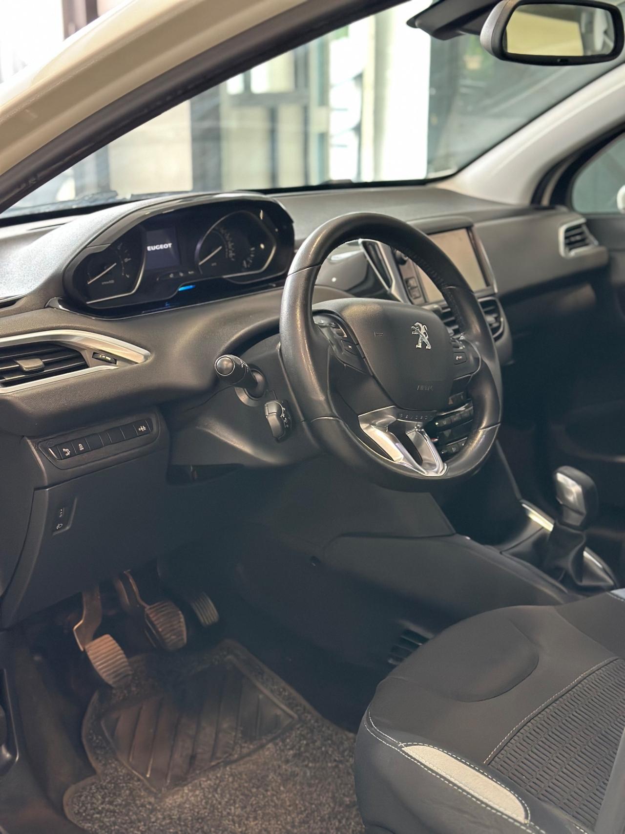 Peugeot 208 1.2 VTi 82 CV 5 porte Allure