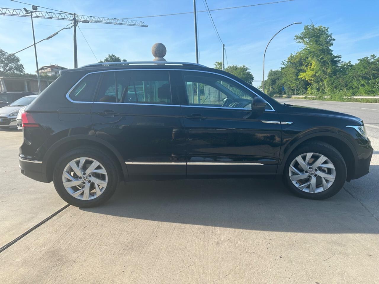 Volkswagen Tiguan 2.0 TDI 150 CV SCR DSG 4MOTION Elegance